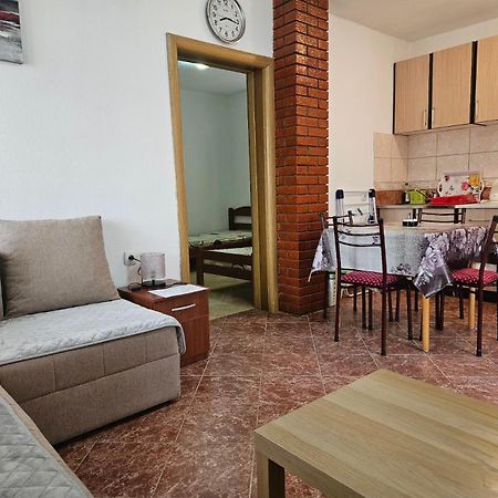 Apartmani Vujicic 巴尔 客房 照片